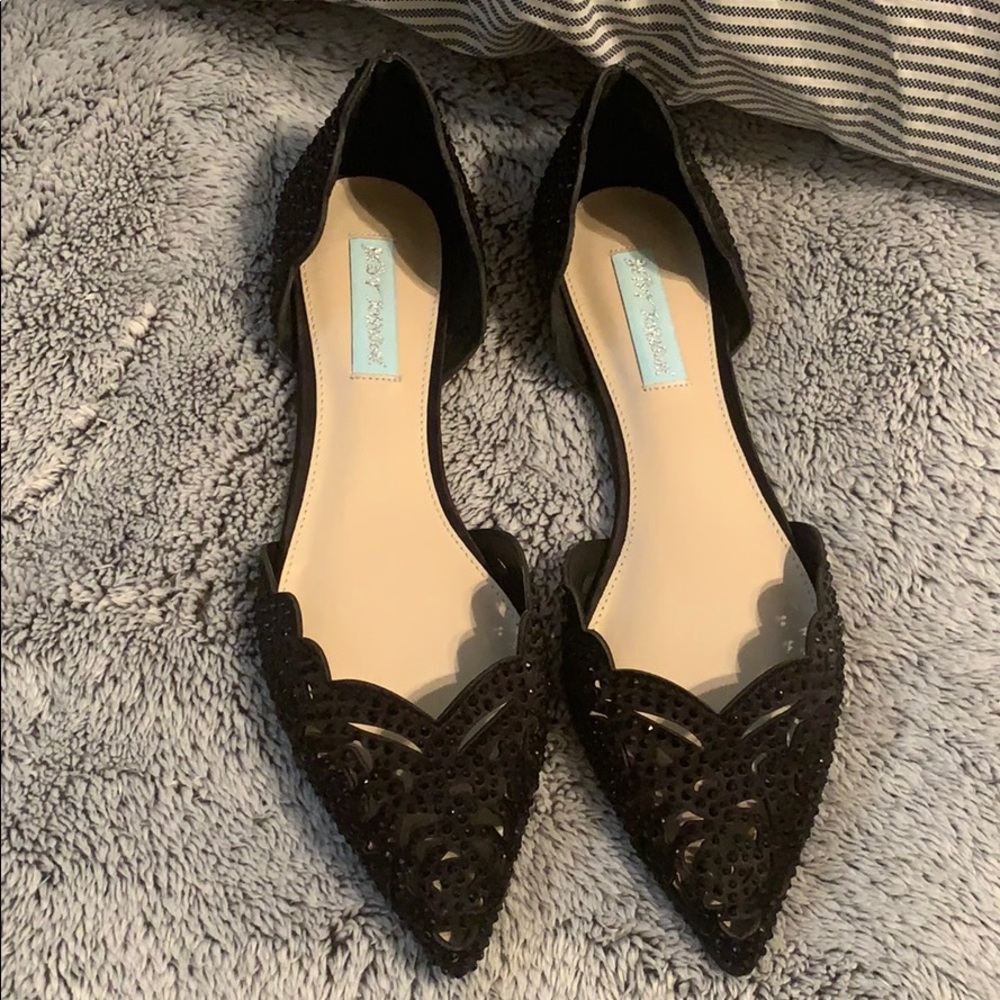Betsey Johnson “Lucy”. New, no box